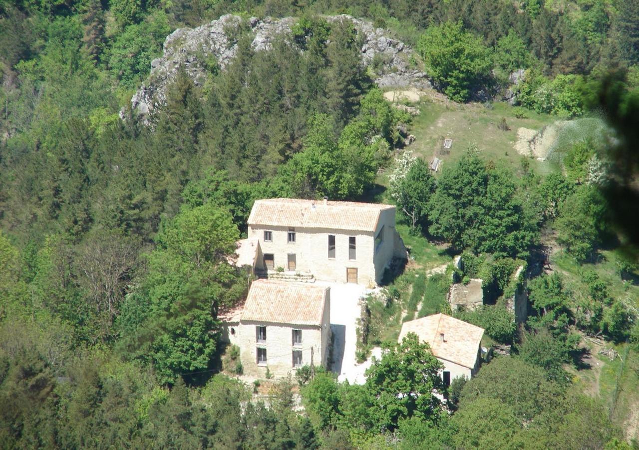Domaine Des Massols Bed & Breakfast Marsat Dış mekan fotoğraf